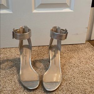 Chinesen Laundry Silver heels